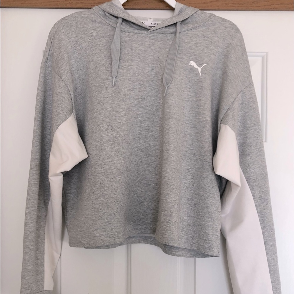 Puma Light Weight Long Sleeve Sweatshirt